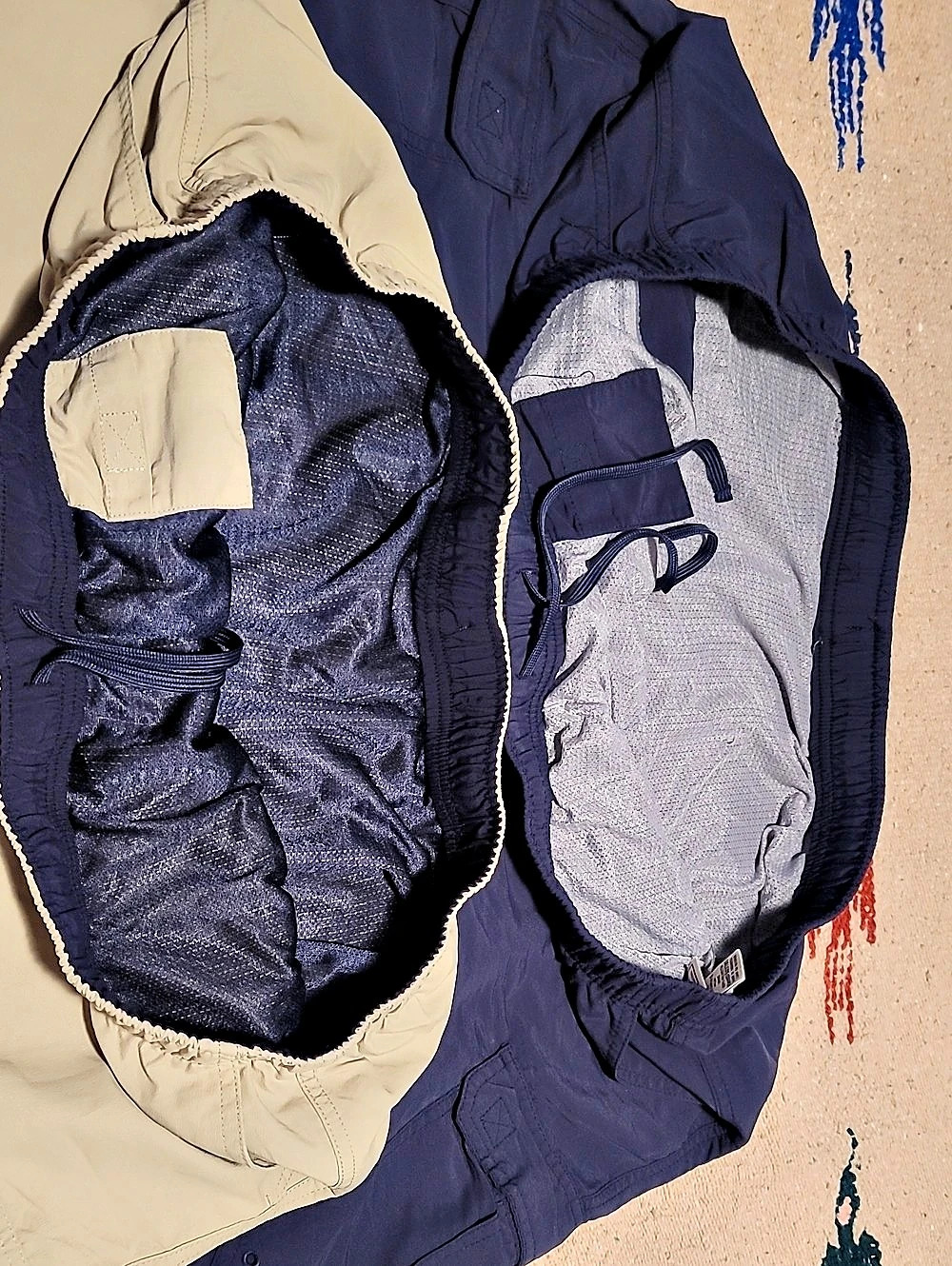 L.L.Bean Men's Classic Supplex Sport Cargo Activewear Swim Shorts Tan & Blue - Picture 8 of 14